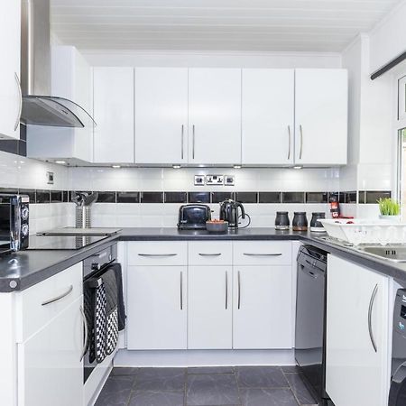 Capri 13 Sa - 3 Bedroom House Close To Loughborough University, Ev Car Facilities, Free Parking, Free Wifi - Ask For Contractor Rates! 외부 사진