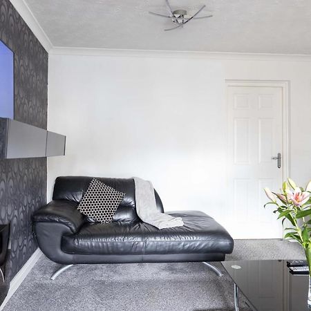 Capri 13 Sa - 3 Bedroom House Close To Loughborough University, Ev Car Facilities, Free Parking, Free Wifi - Ask For Contractor Rates! 외부 사진