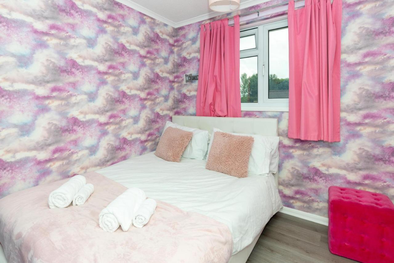 Capri 13 Sa - 3 Bedroom House Close To Loughborough University, Ev Car Facilities, Free Parking, Free Wifi - Ask For Contractor Rates! 외부 사진