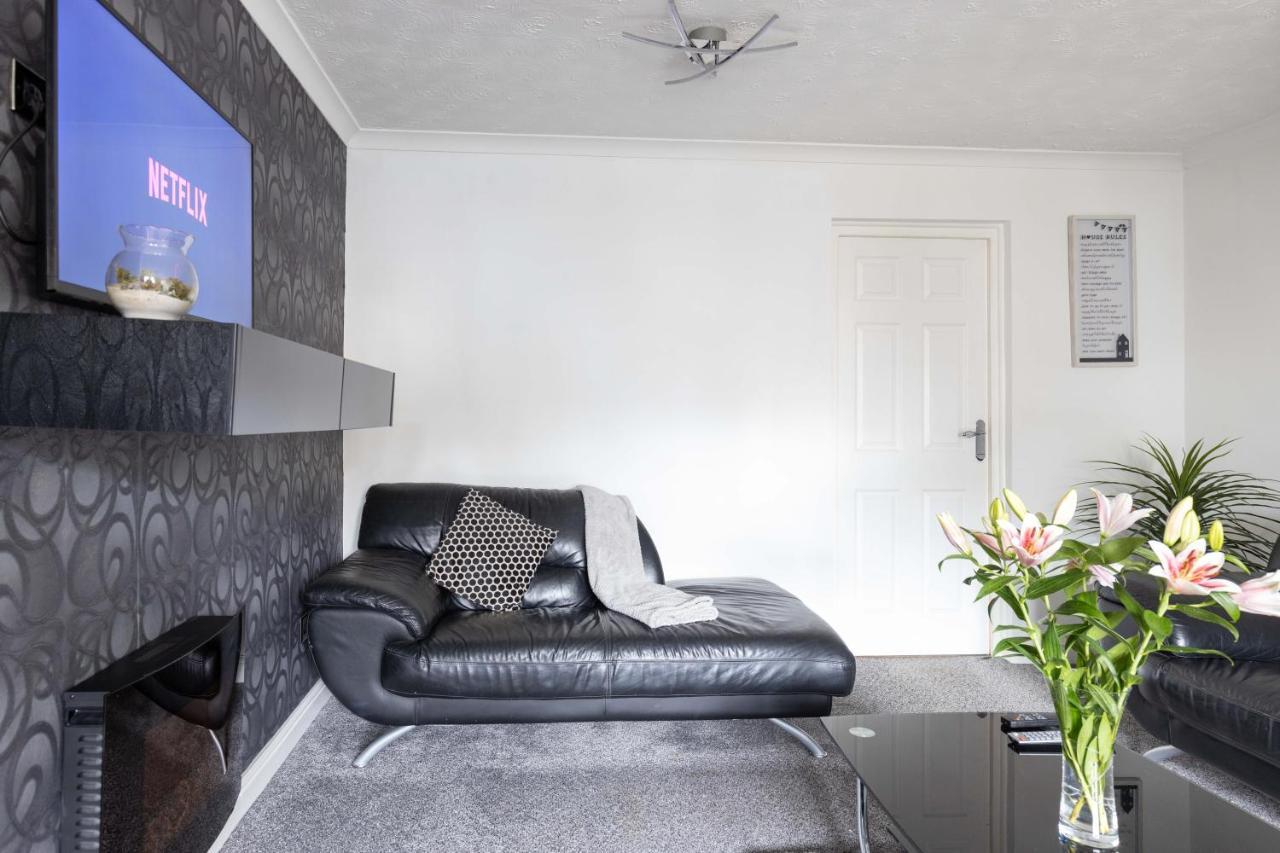 Capri 13 Sa - 3 Bedroom House Close To Loughborough University, Ev Car Facilities, Free Parking, Free Wifi - Ask For Contractor Rates! 외부 사진