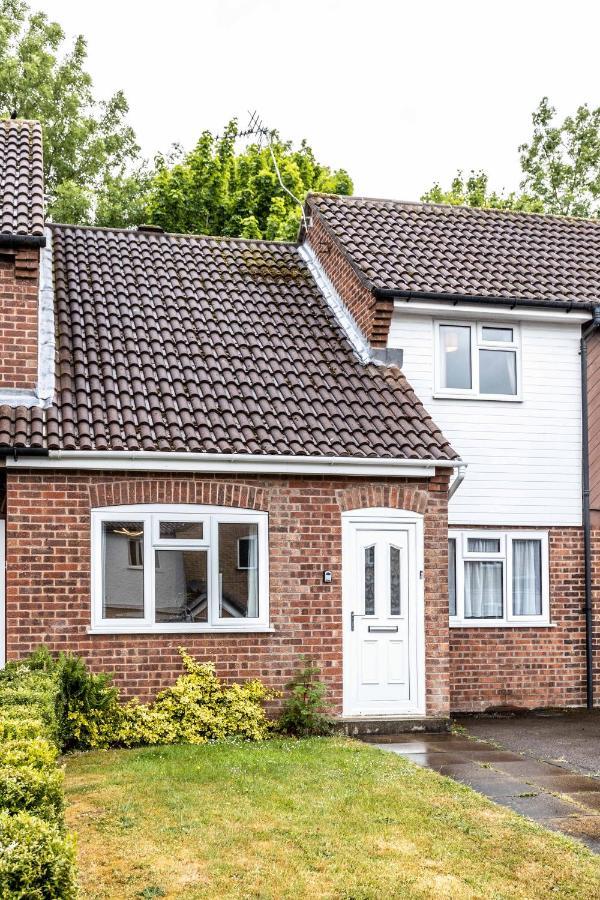 Capri 13 Sa - 3 Bedroom House Close To Loughborough University, Ev Car Facilities, Free Parking, Free Wifi - Ask For Contractor Rates! 외부 사진