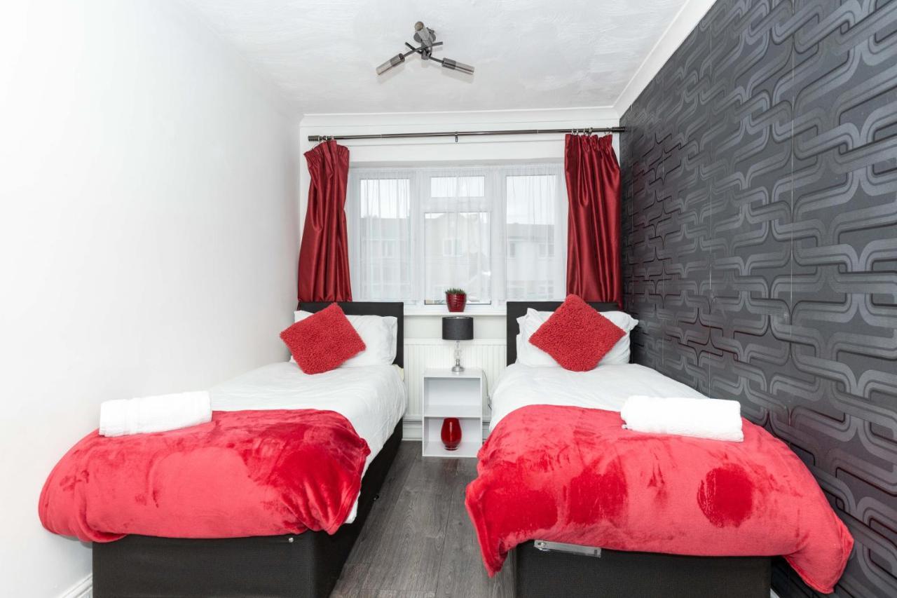 Capri 13 Sa - 3 Bedroom House Close To Loughborough University, Ev Car Facilities, Free Parking, Free Wifi - Ask For Contractor Rates! 외부 사진