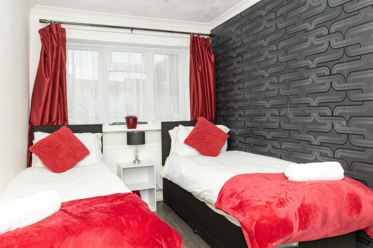 Capri 13 Sa - 3 Bedroom House Close To Loughborough University, Ev Car Facilities, Free Parking, Free Wifi - Ask For Contractor Rates! 외부 사진