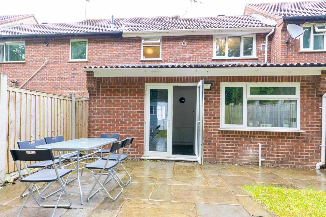 Capri 13 Sa - 3 Bedroom House Close To Loughborough University, Ev Car Facilities, Free Parking, Free Wifi - Ask For Contractor Rates! 외부 사진